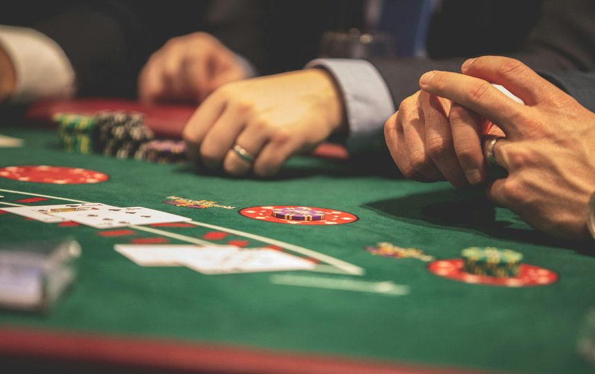 win unique casino app